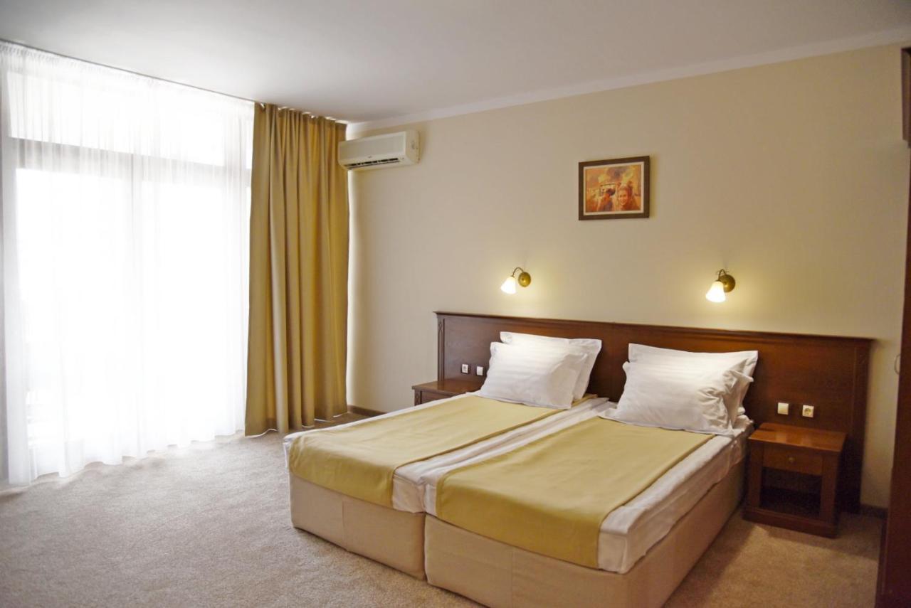 Villa Maria Revas Sunny Beach Eksteriør billede